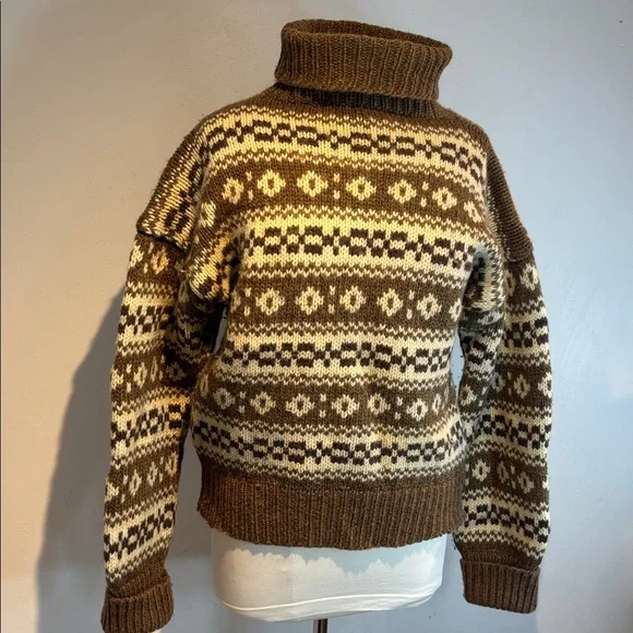 Handmade Brown Patterned wool  Turtleneck Sweater size S/M - Picture 2 of 10